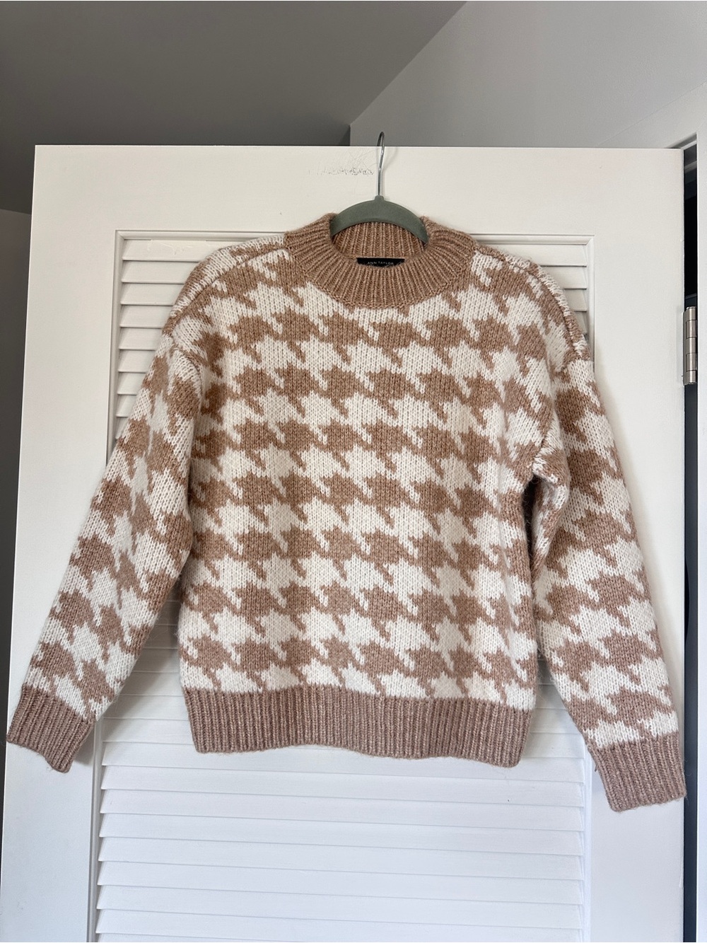 Ann Taylor Chunky Knit Houndstooth Wool Blend Sweater Tan Beige White S